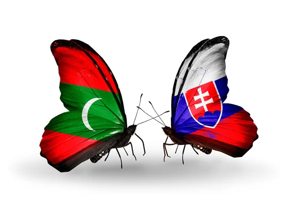 Farfalle con bandiere Maldive e Slovacchia — Foto Stock