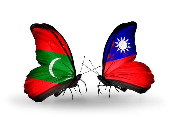 Butterflies with Maldives and Taiwan flags — Stock Photo, Image