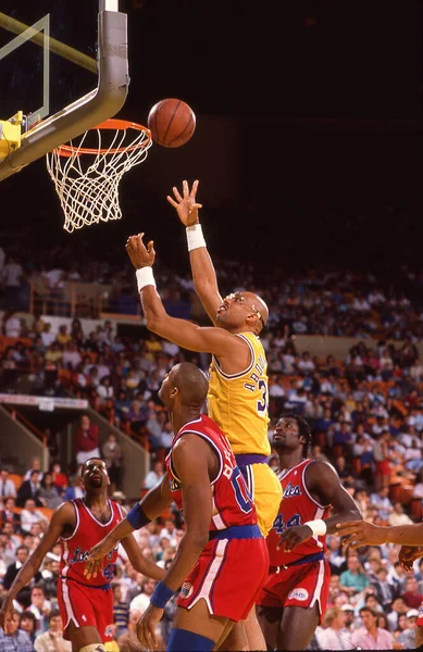 Los Angeles Lakers Legend Kareem Abdul Jabbar Nba Action 1980 — Stock Photo, Image