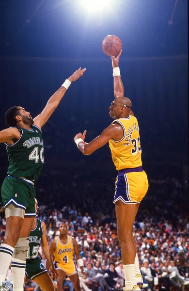 Los Angeles Lakers Legenda Kareem Abdul Jabbar Nba Akcióban 1980 Jogdíjmentes Stock Képek