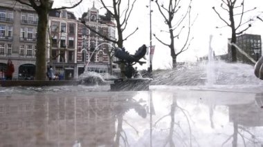 Çeşme Amerikan Oteli Amsterdam Hollanda 4-3-2020