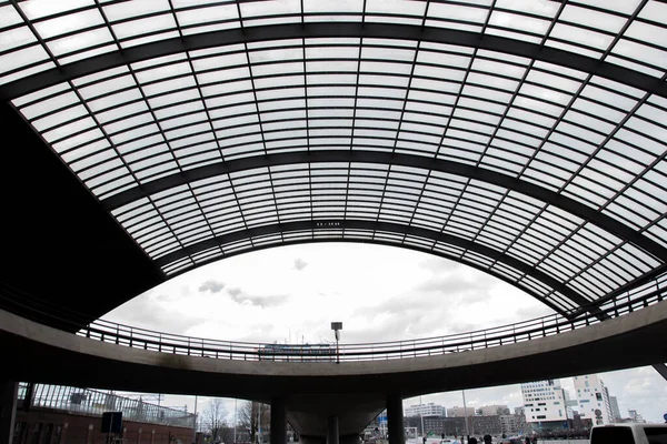 Střecha Hlavního Autobusového Nádraží Amsterdam Nizozemsko Duben 2020 — Stock fotografie