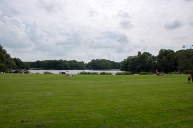 Kleine Vijver Göleti Amsterdamse Bos Amstelveen 'de Hollanda 19-7-2020