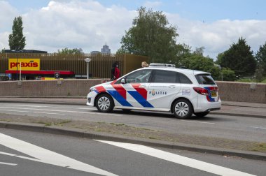 Amsterdam Polis Arabası Hollanda 18-6-2020