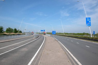 Diemen 'deki Diemerknoop Otobüs Hattı 8-5-2020