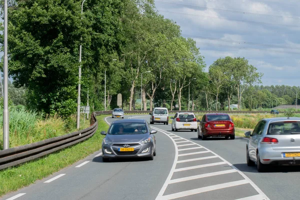 Driemond Daki Provincialeweg Caddesi Nde Arabalar 2020 — Stok fotoğraf