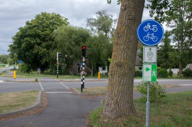 Diemen 'de Bisiklet Yolu 17' yi kapatın Hollanda 30-6-2020