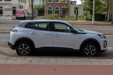 Beyaz Peugeot 2008 Amsterdam 'da 22-9-2025