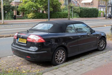 Siyah Saab 9-3 Amsterdam 'da Hollanda 22-9-2025