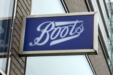 Billboard Boots Apotheek Loevestein Eczanesi Amsterdam 7-10-2025