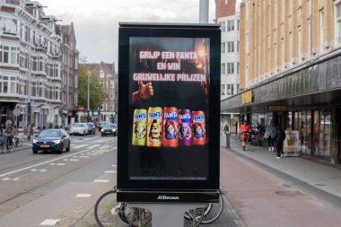 Billboard Fanta Soda Amsterdam 'da 28-10-2025