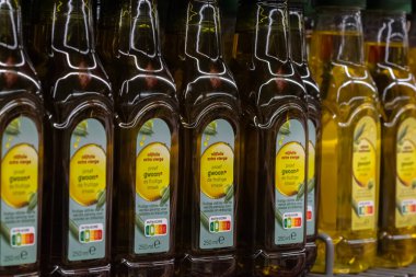 Amsterdam 'da Şişe Zeytinyağı 8-10-2025