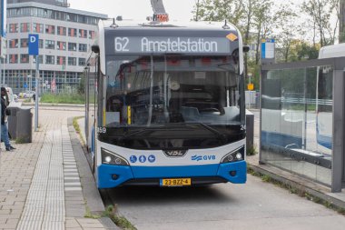 Amsterdam Lelylaan İstasyonu 62 numaralı otobüs Hollanda 2-10-2025