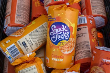 Amsterdam 'da Paketler Abur cubur A Jacks Hollanda 9-8-2025