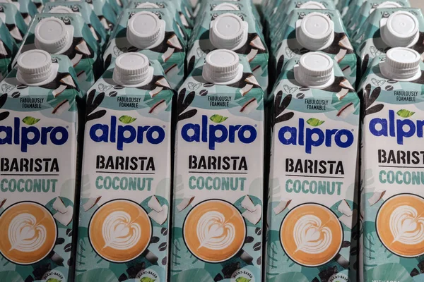 Alpro Barista Coconut Paketleri Amsterdam 'da Hollanda 18-9-2025