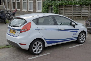 Amsterdam 'daki Merdiven Şirketi Arabası Hollanda 28-6-2025