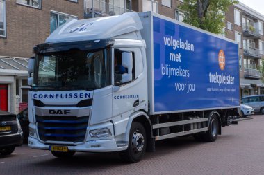 Amsterdam 'daki Trekpleister Şirketi Kamyonu Hollanda 7-7-2025