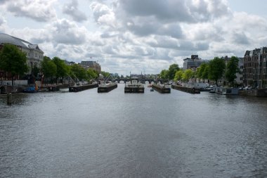 Amsterdam 'daki Magere Brug' den Görüntü Hollanda 6-6-2025