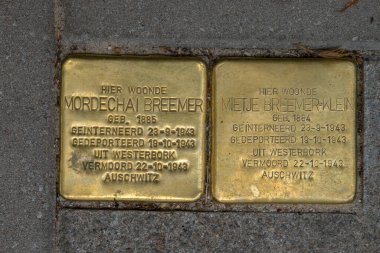 Amsterdam Aile Üreticisinden Stolperstein Anıt Taşı 27-7-2025