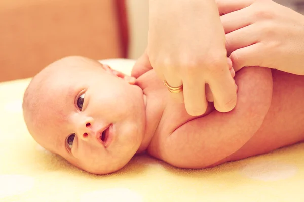 Bebek Masajı