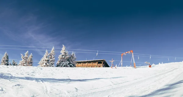 Morgen in den Karpaten. Dragobrat Bugel — Stockfoto