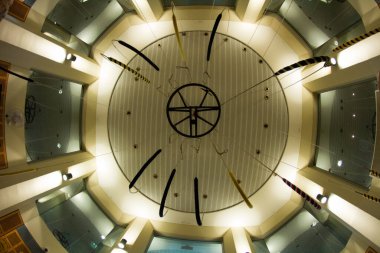 Perth, Batı Avustralya / Avustralya -17 / 01 / 2013: Batı Avustralya 'nın Perth kentindeki Kuğu Çanı Kulesi içindeki Detaylar.