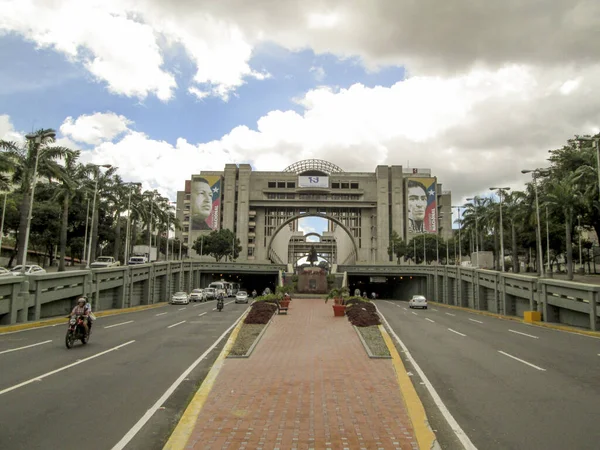 Csodálatos Kilátás Nyílik Bolvar Avenue Caracas Ikonikus Sugárút Fővárosban Venezuela — Stock Fotó