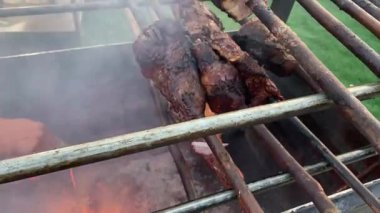 Geleneksel Venezuela barbeküsü 