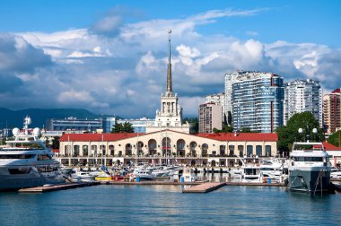 Soçi, Rusya - 1 Haziran 2021: Soçi Limanı, Krasnodar Krai, Rusya..