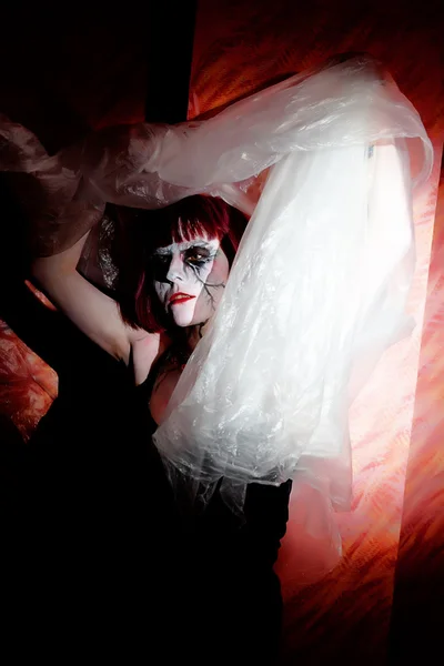 Девушка с макияжем зомби волны загадочный вуаль — стоковое фото