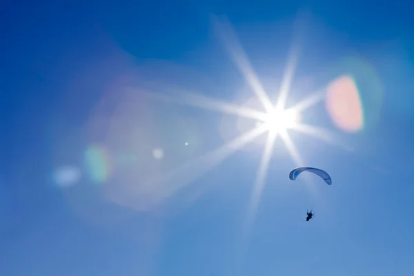 Powered paragliding with the sun — Stock Photo, Image