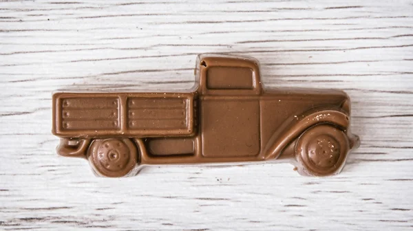 Pequena pickup retro de chocolate — Fotografia de Stock