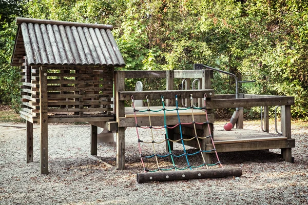 Zábavné dětské hřiště, zábavní park — Stock fotografie