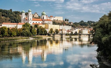 Aziz Stephen Katedrali'ne, Lower Bavaria, ORME ile Passau şehir