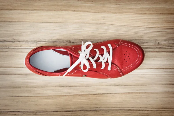 One new red women's leather shoe, beauty and fashion — Stock Photo, Image