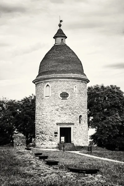 Rotonda romanica a Skalica, Slovacchia, tema architettonico — Foto Stock