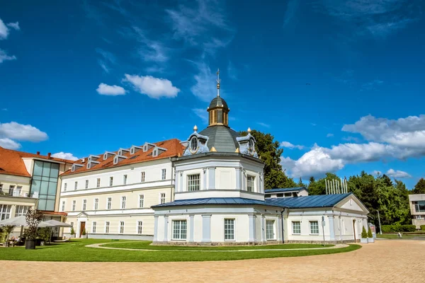 Blå Bad Turcianske Teplice Spa Resort Slovakien Hälsocentret Arkitektoniskt Tema — Stockfoto