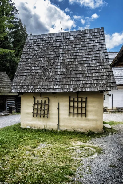 Orava村 ズベレツ スロバキア共和国の野外博物館 建築のテーマ — ストック写真