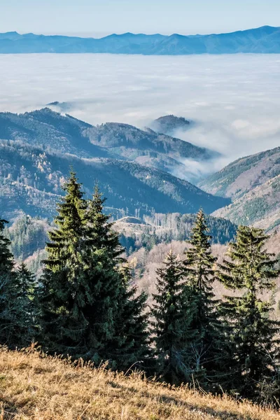 Velké Fatry Povodí Turiec Slovenská Republika Cíl Cesty Inverzní Scéna — Stock fotografie