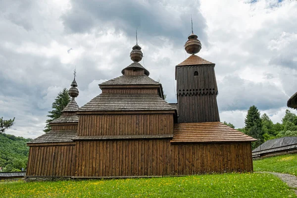 Ξύλινη Εκκλησία Του Αγίου Νικολάου Του Bodruzal Σλοβακία Αρχιτεκτονικό Θέμα — Φωτογραφία Αρχείου