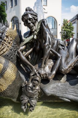 evlilik carousel çeşme (das ehekarussell) n Merkezi