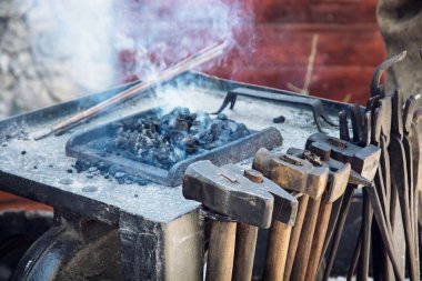 Vintage demirci araçları