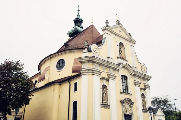 Carmelite church i Győr — Stockfoto