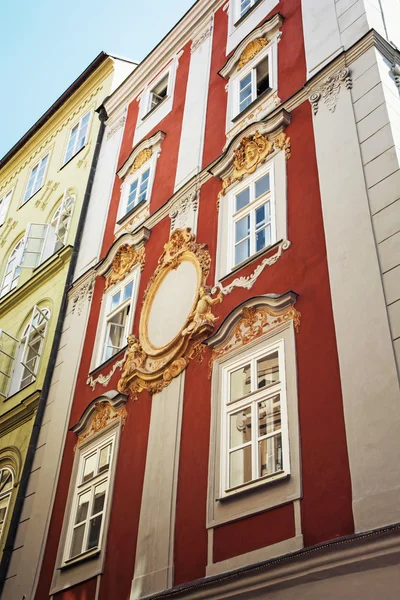 Historic houses in the centre of Prague — Stock Photo, Image