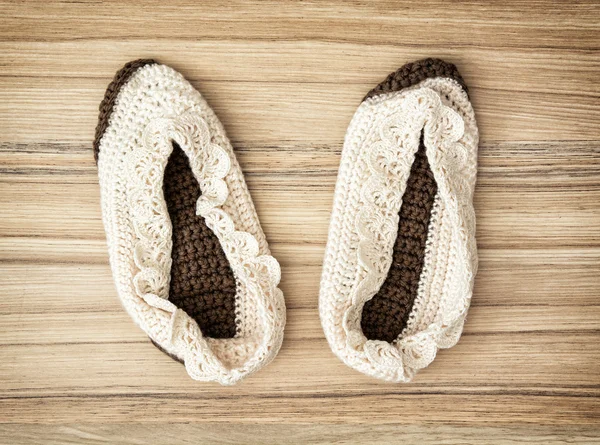 Fashionable knitted slippers — Stock Photo, Image