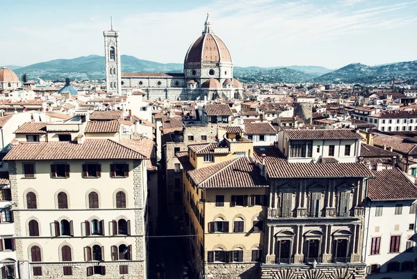 Hermoso paisaje urbano de Florencia con catedral Santa Maria del F —  Fotos de Stock