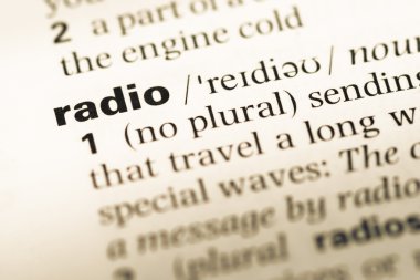 Eski İngilizce sözlük sayfası word radyo ile yakın çekim