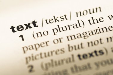 Eski İngilizce sözlük sayfası word metni ile yakın çekim