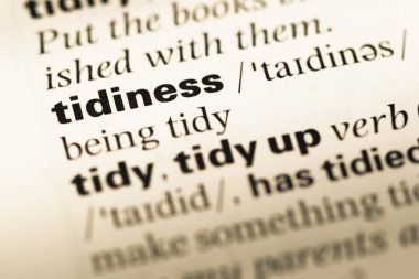 Eski İngilizce sözlük sayfası word düzenlilik ile yakından