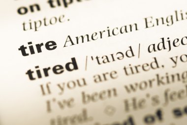 Eski İngilizce sözlük sayfası word lastik ile yakın çekim